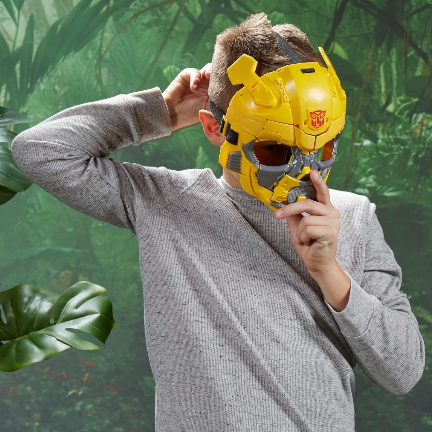 Bumblebee 2-in-1 Converting Mask F4649 – Transformers Rise of the Beasts Roleplay Toy | Robot-to-Mask Conversion Helmet by Hasbro