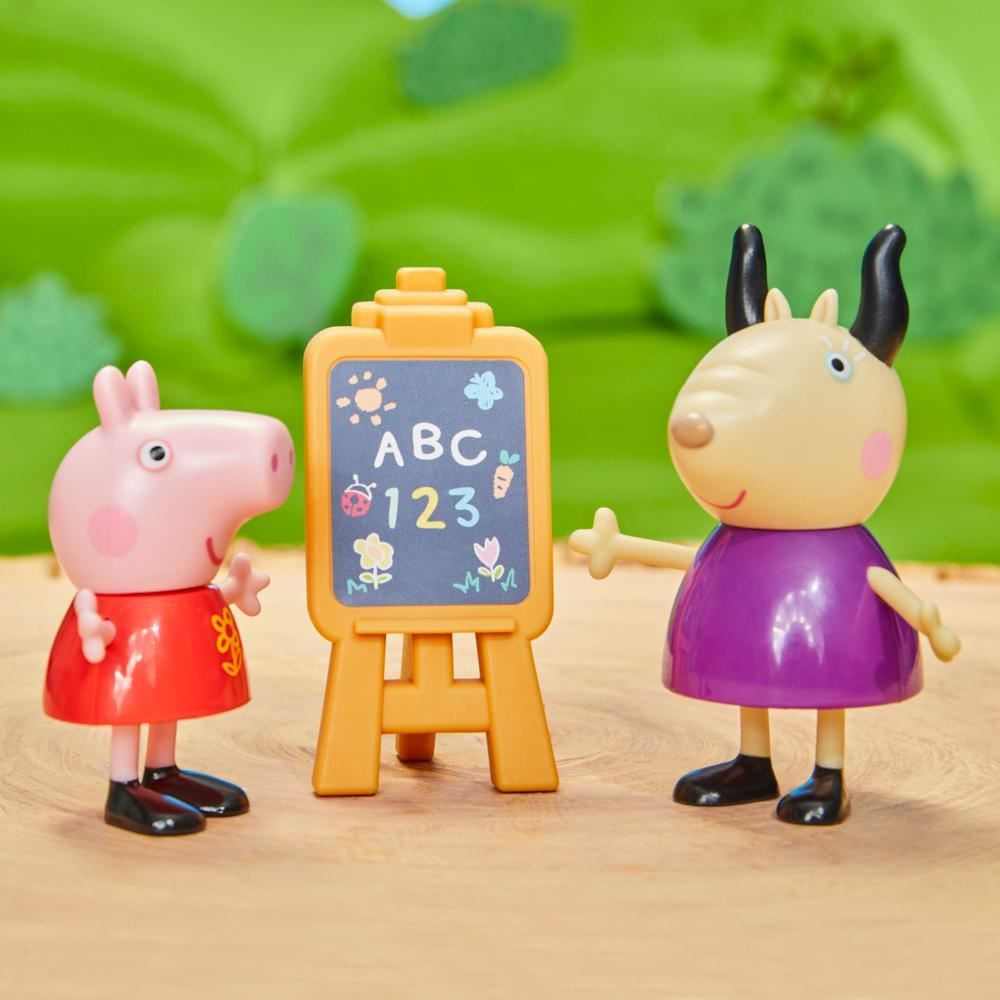 Peppa’s Playgroup F8868 – Peppa Pig 5-Figure Set with Classroom Accessories | Preschool Playset for Kids
