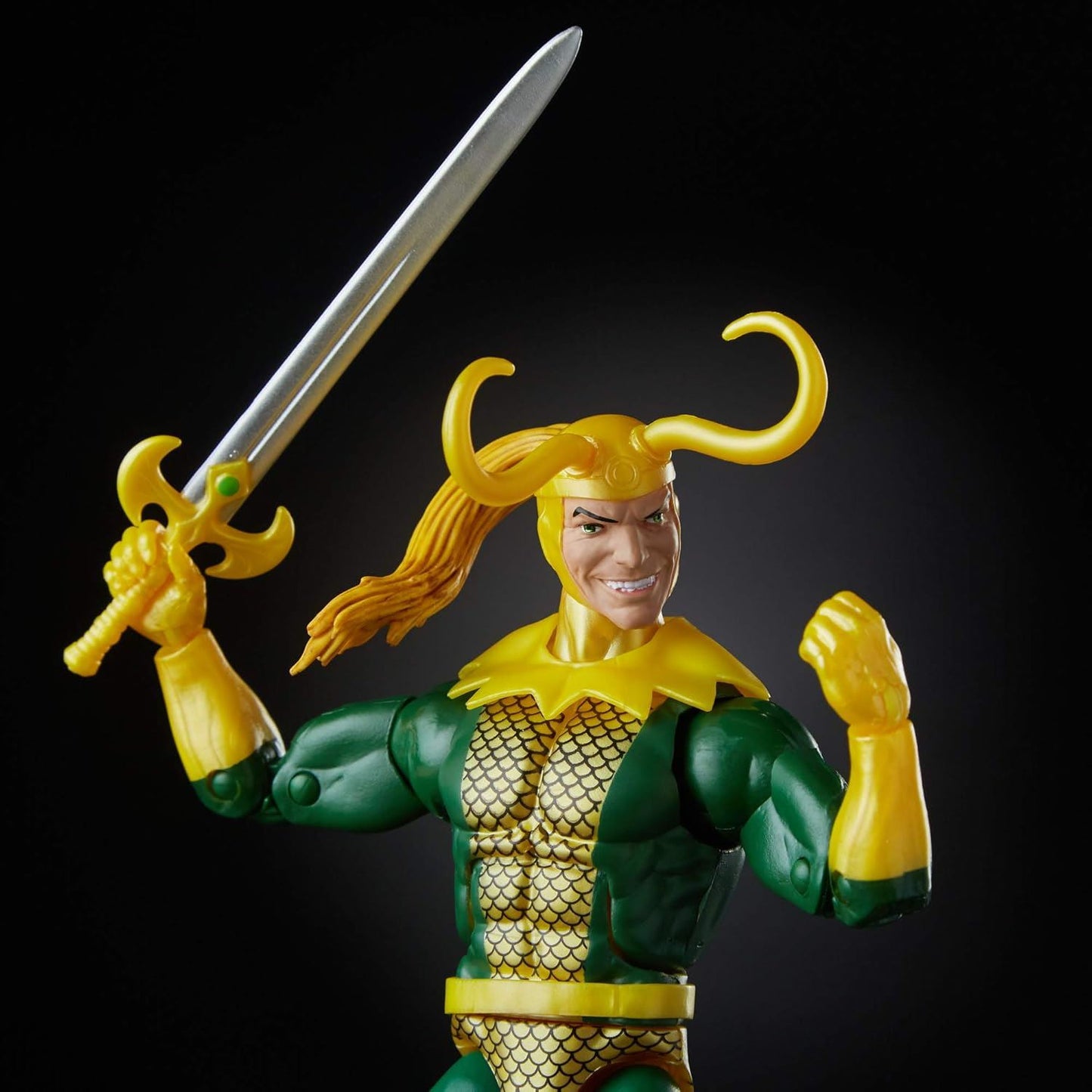 LOKI E3977 6" Action Figure (Marvel Legends Series)
