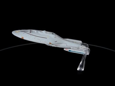 06 U.S.S. Voyager NCC-74656 (Intrepid-class) Model Diecast Ship (Eagl