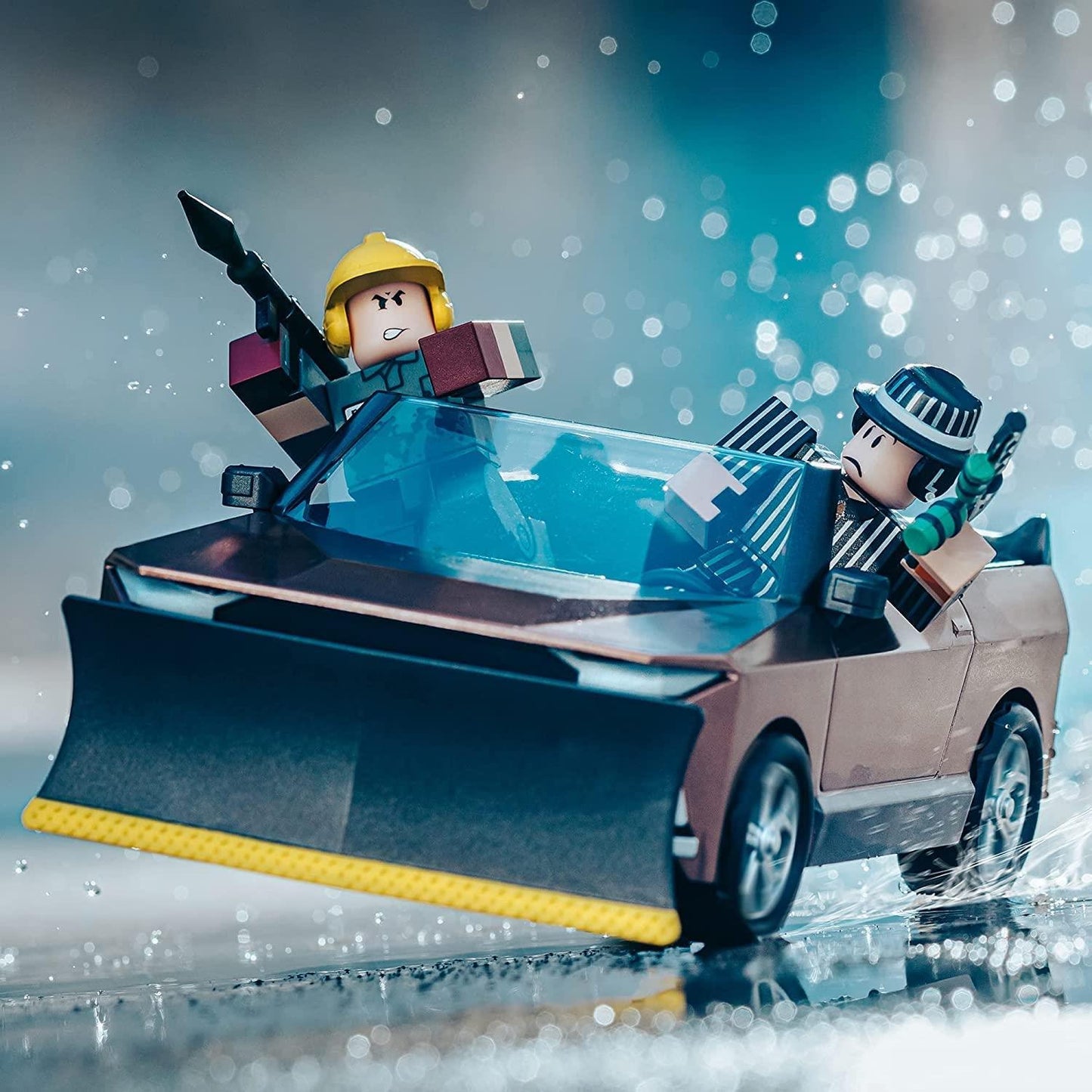 Car Crushers 2 Grandeur Dignity Roblox Playset & Action Figures