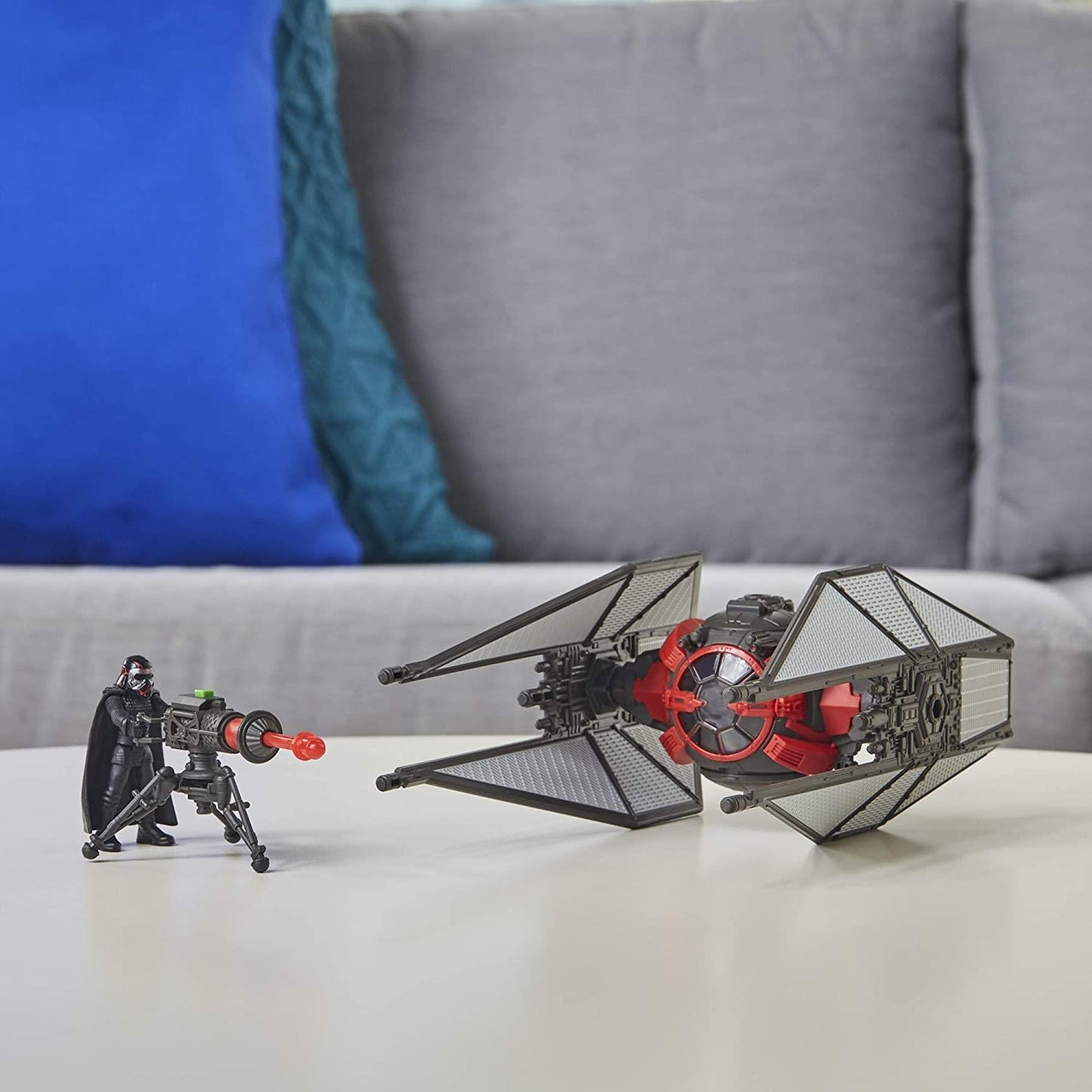 Tie Whisper Kylo Ren (Star Wars Mission Fleet Steller Class)