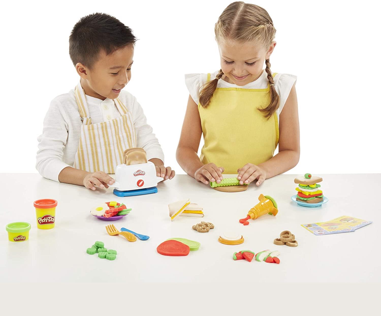 Play-Doh Kitchen Creations Toaster Playset Modelling Clay