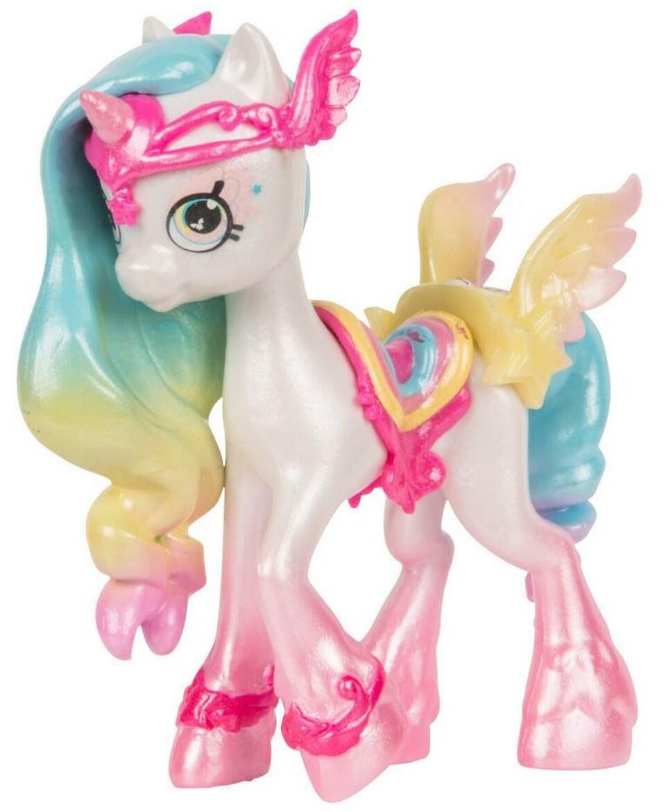 Shopkins Happy Places Season 4 Cutiecorn Happy Pampered Pony Stable Pack Action Figure Set